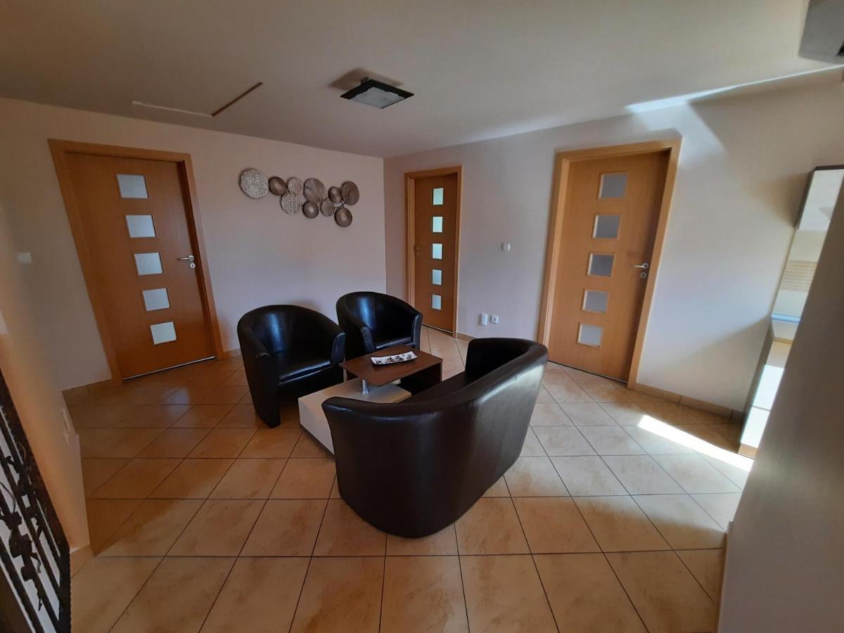 Oereghegy Vendeghaz Apartment Egerszalók Exterior foto
